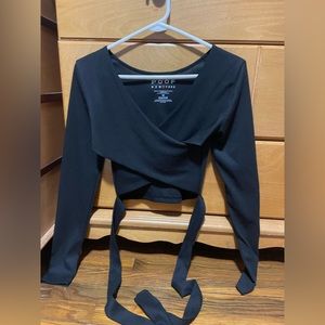 long sleeve black criss cross shirt size medium